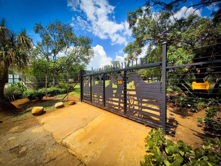 Commercial Property for Sale in Broederstroom North West